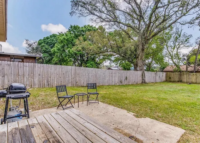 The Memphis Holiday home Pensacola